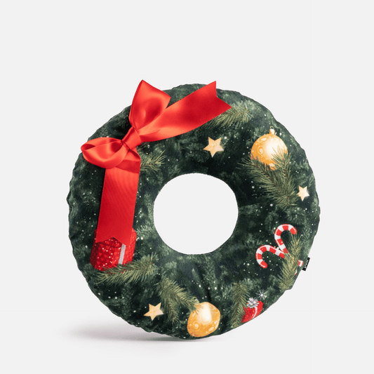 Dog and Pet Stuff Christmas Wreath Toy